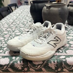 New Balance fuel cell 996 v6 White and Black Sneakers Womens 9, Mens 7.5